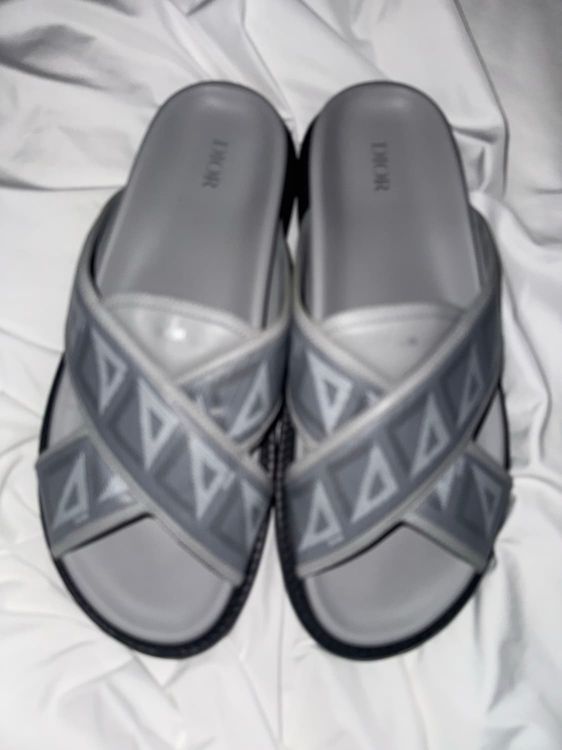 디올 크로스 샌들 상품이미지2