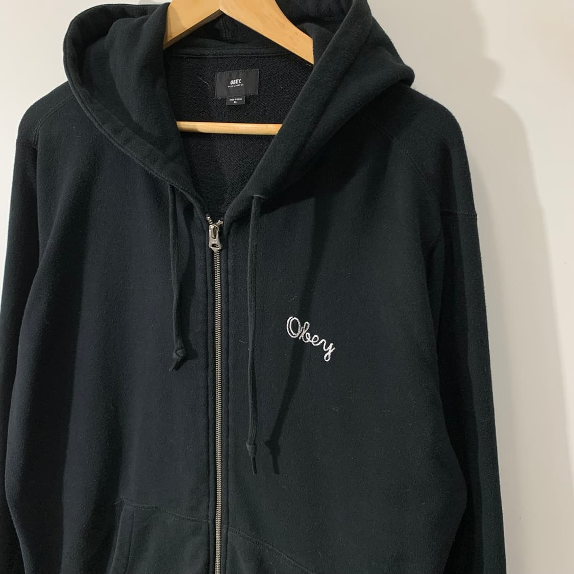 오베이 블랙 후드집업 상품이미지2