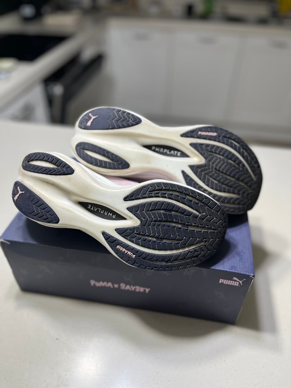 푸마 X 세이스카이 디비에이트나이트로3 상품이미지7