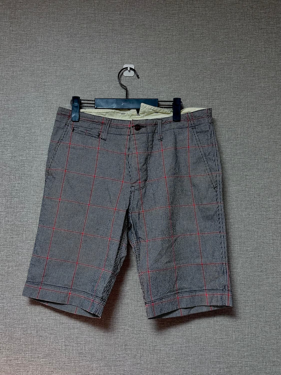 이스트로그 반바지 상품이미지1