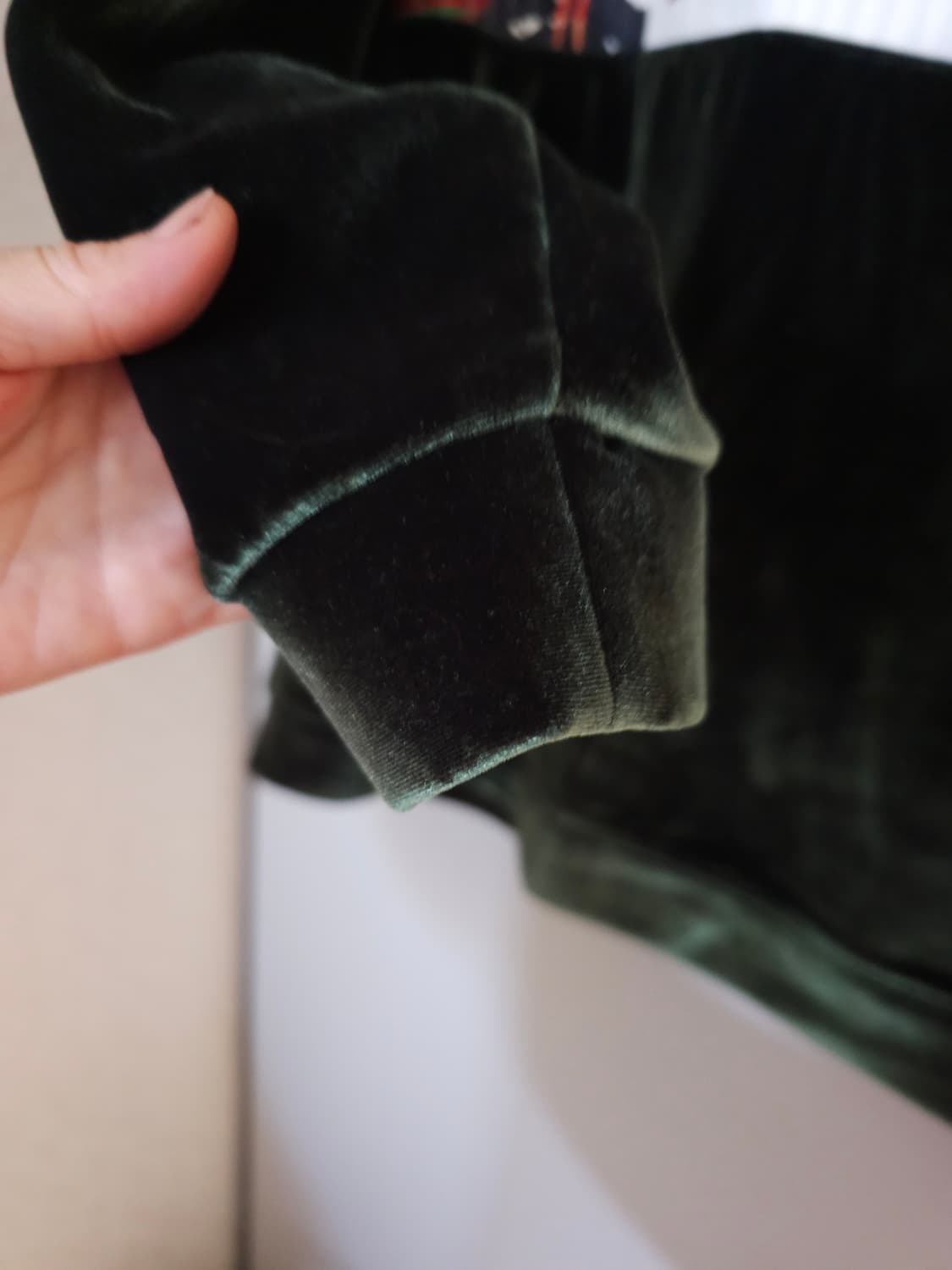 Doucan 두칸 벨벳 맨투맨 상품이미지5