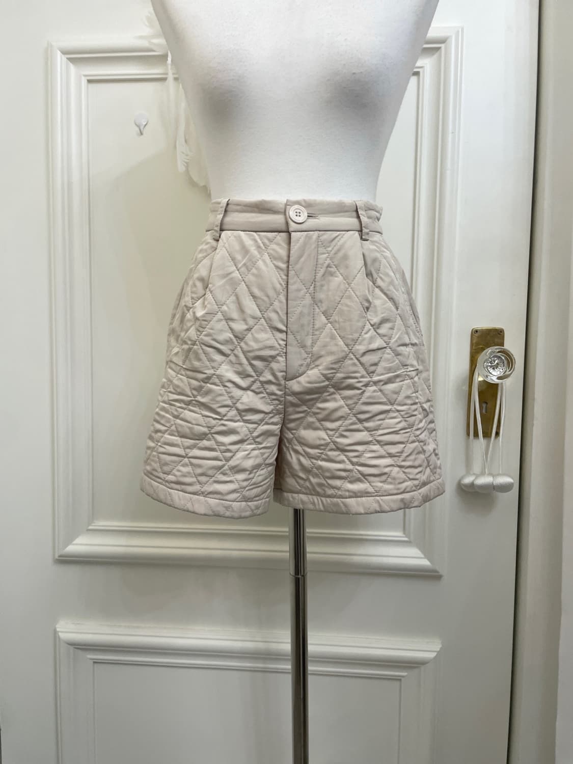 beige basic  padding short pants(size-L) 상품이미지5