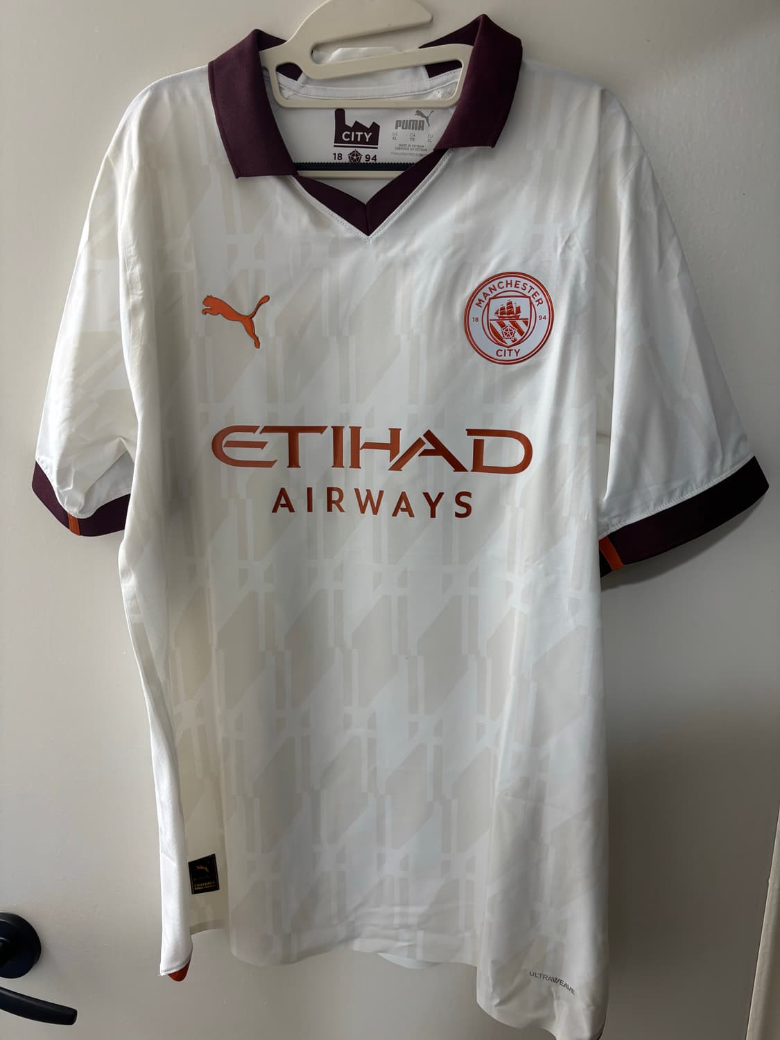 23/24 맨체스터 시티 어웨이 어센틱 유니폼 XL 상품이미지1