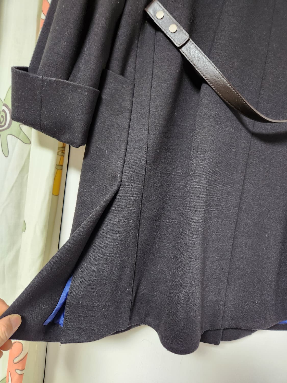 박시한 간절기 블랙 모직 코트 85-92-155 상품이미지4