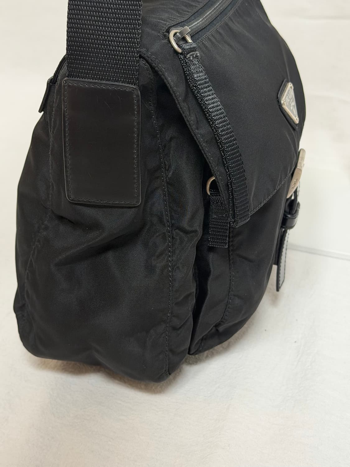 정품 프라다 포코노 나일론 블랙 크로스백 메신저백 주우재백 숄더백 상품이미지6