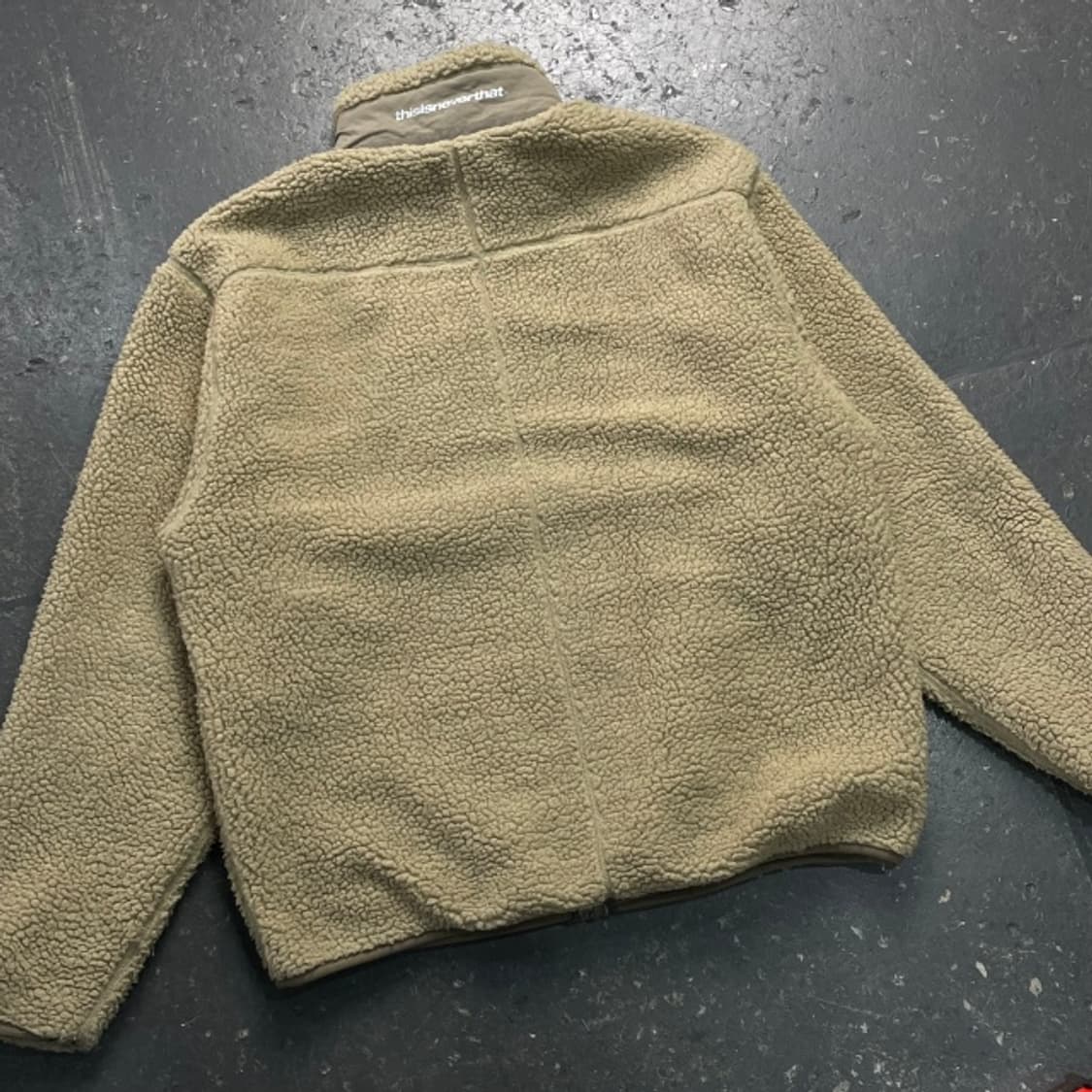 100 디스이즈네버댓 후리스 상품이미지5