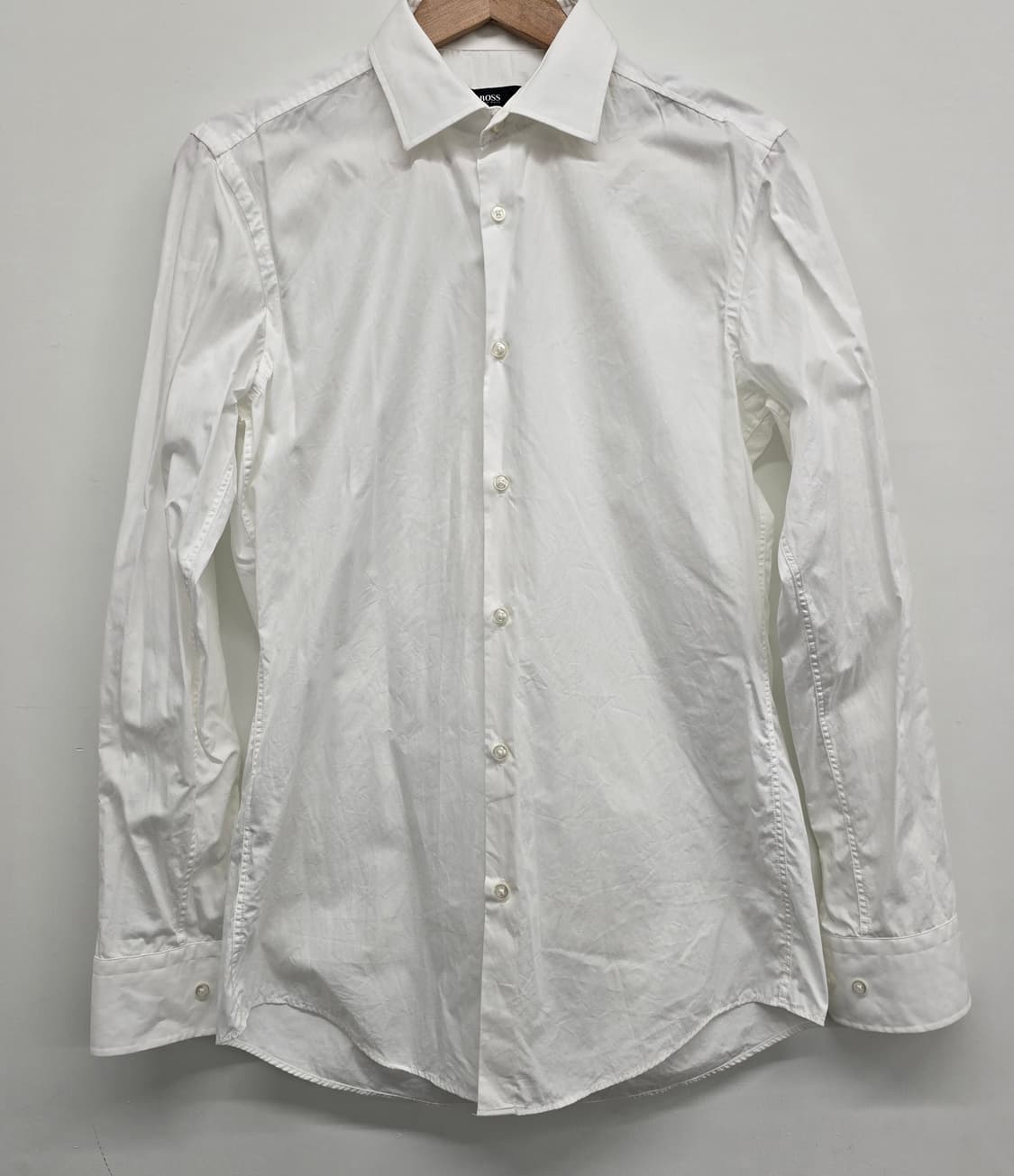 휴고보스 남자 셔츠.  싸이즈 90~95
 상품이미지1