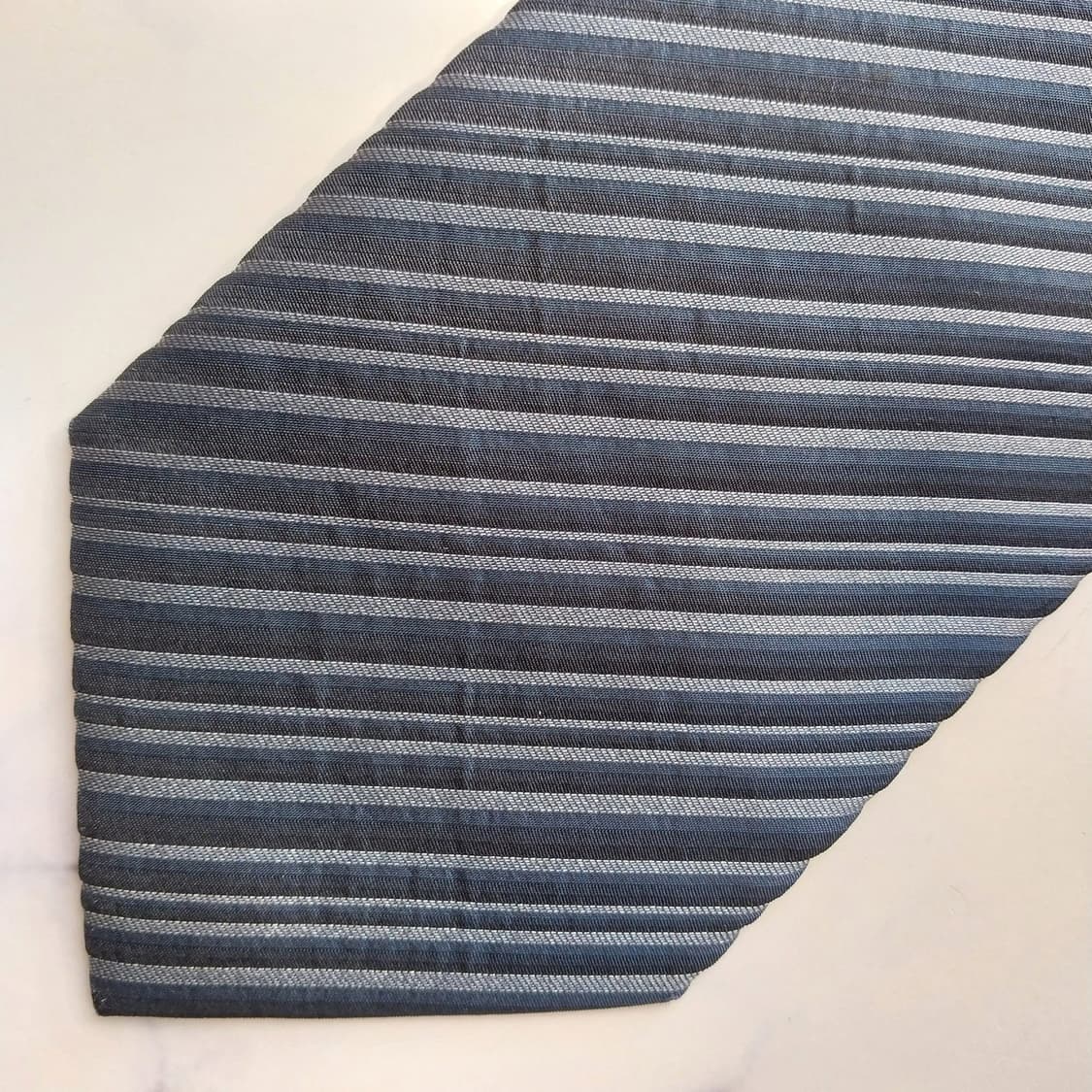 니나리치 실크 네이비 스트라이프 넥타이 9.5cm A+등급 K2382
 상품이미지10