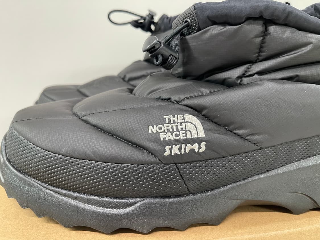 노스페이스 x 스킴스 눕시 트랙션 츄카 부츠 SK 오닉스 상품이미지3