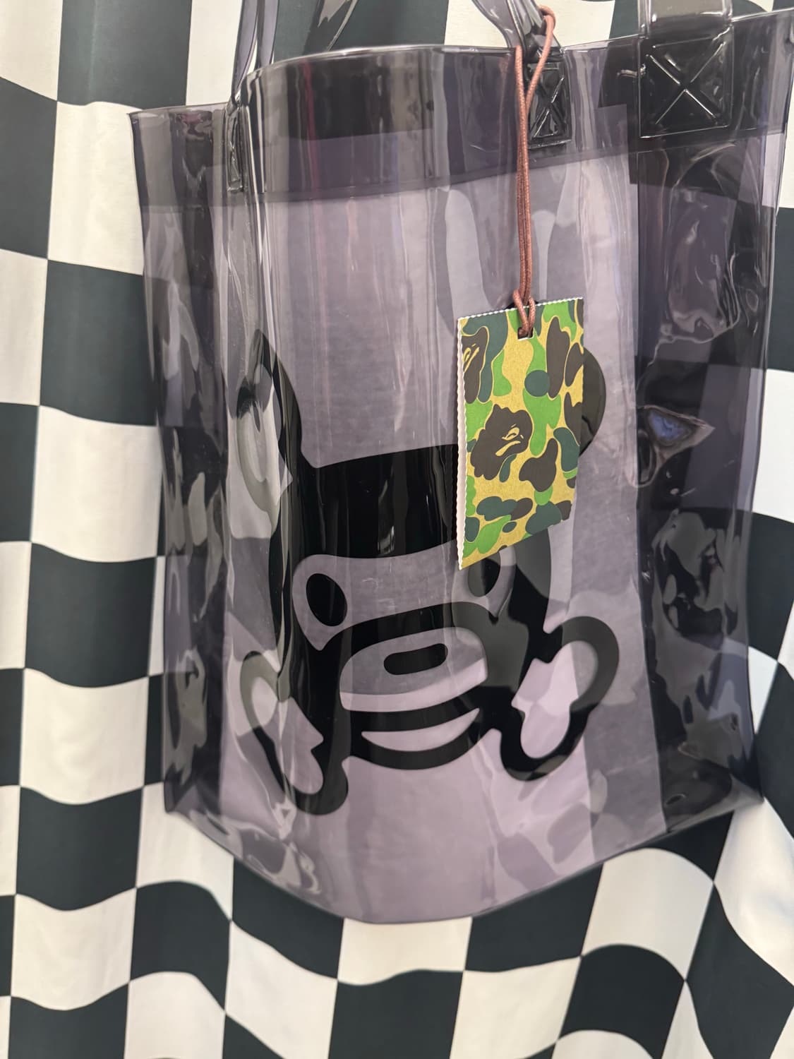 베이프 베이비마일로 pvc 크로스 쇼퍼백 새상품 처분  상품이미지2