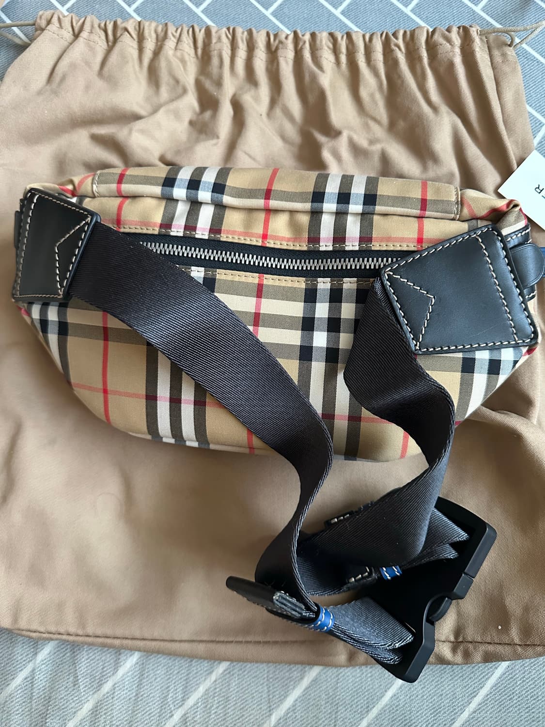 [OS] 버버리 미디움 빈티지 체크 본디드 범백 캔버스 블루 상품이미지2
