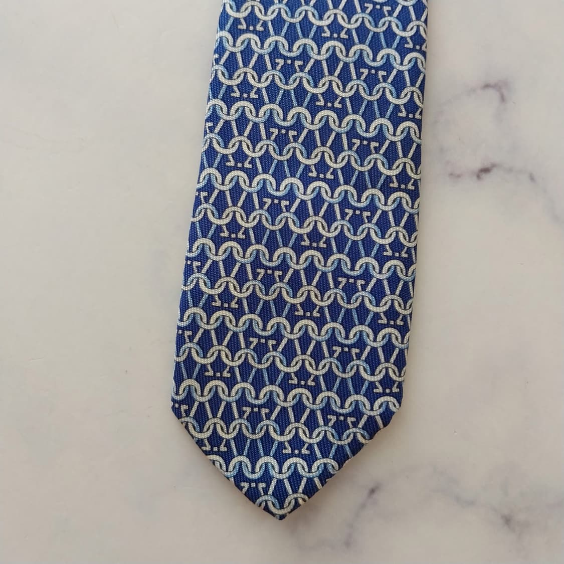 페라가모 실크 블루 간치니 패턴 넥타이 9cm B등급 K2503 상품이미지8