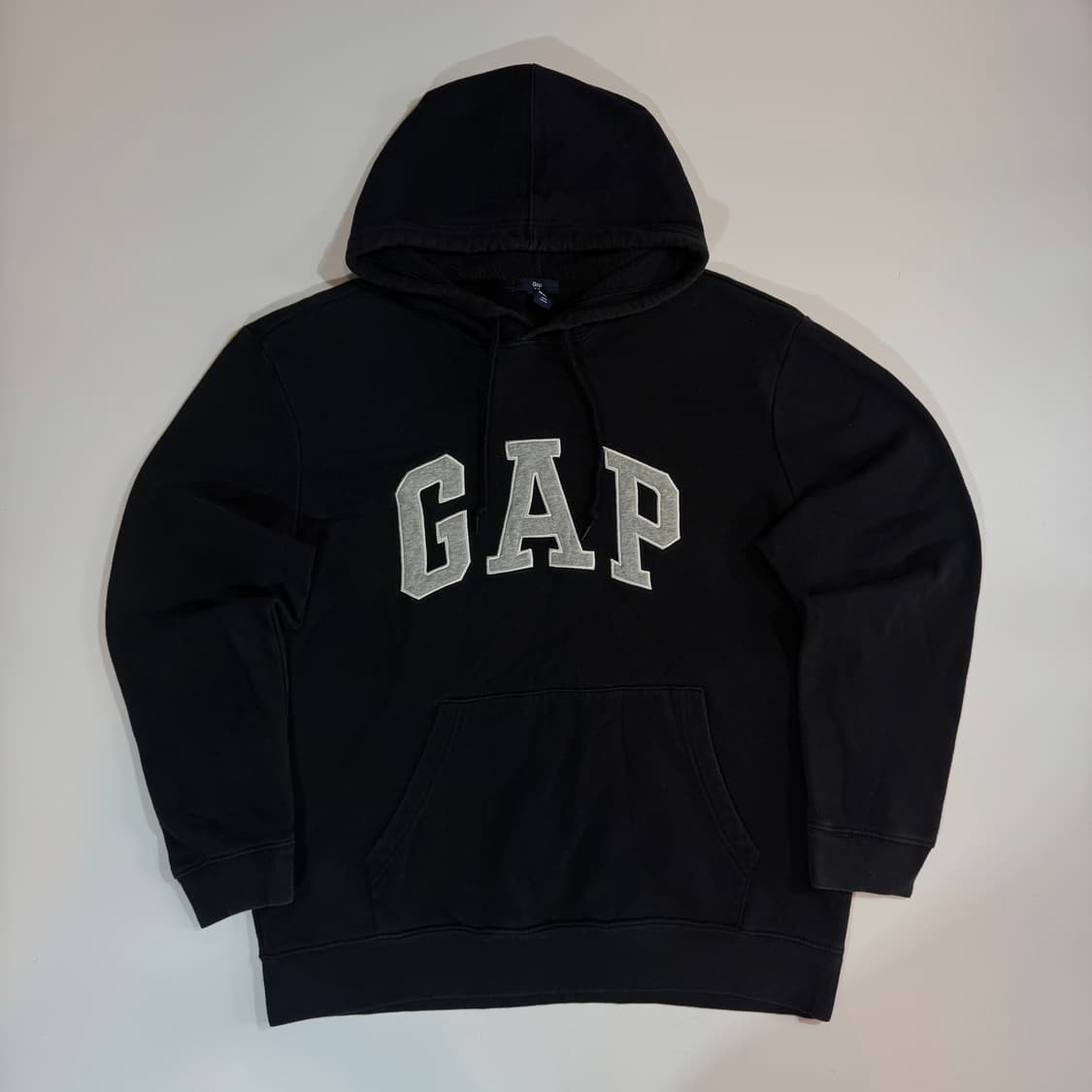 GAP 갭 블랙 후드티 상품이미지1