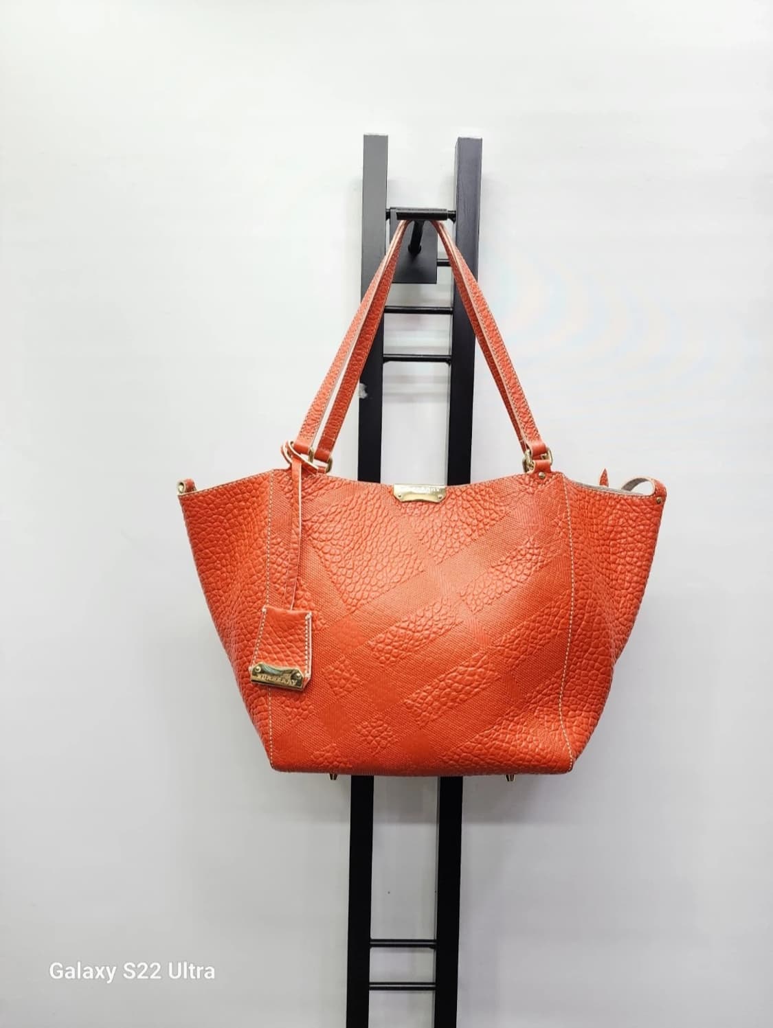 버버리 엠보 켄터버리 숄더백+파우치포함 상품이미지2