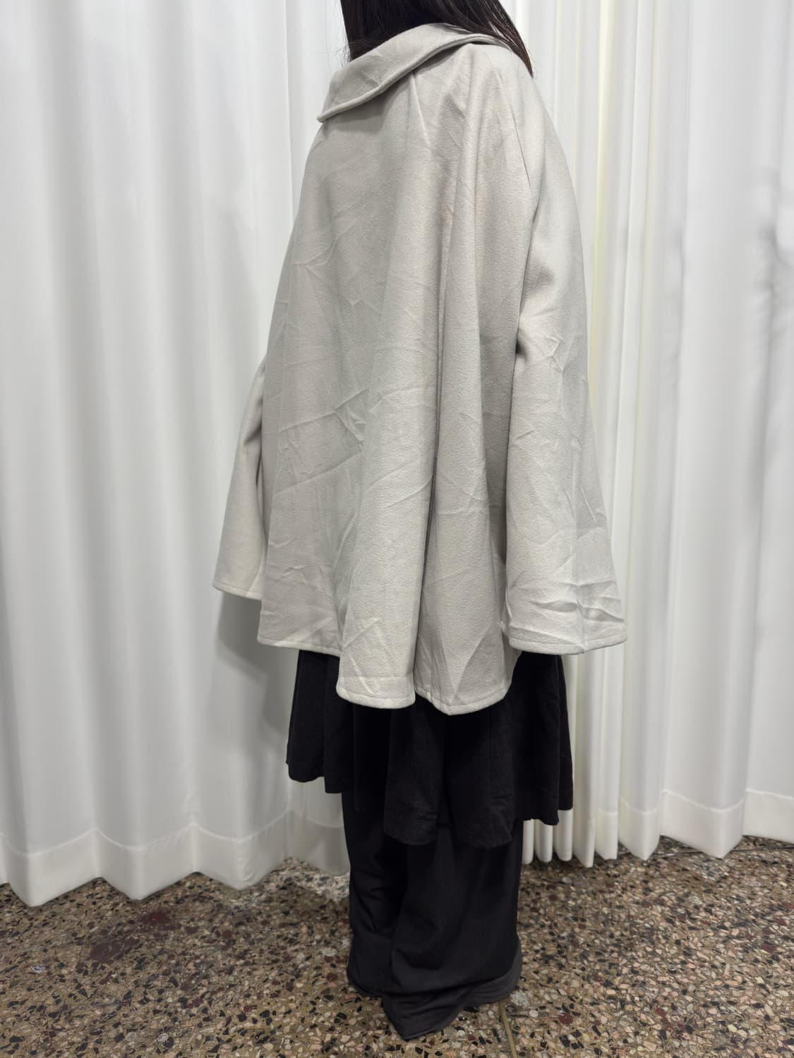whitegray cape coat 상품이미지6