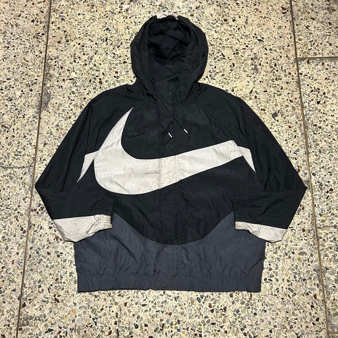 나이키(NIKE) TM 빅스우시 바람막이 상품이미지1