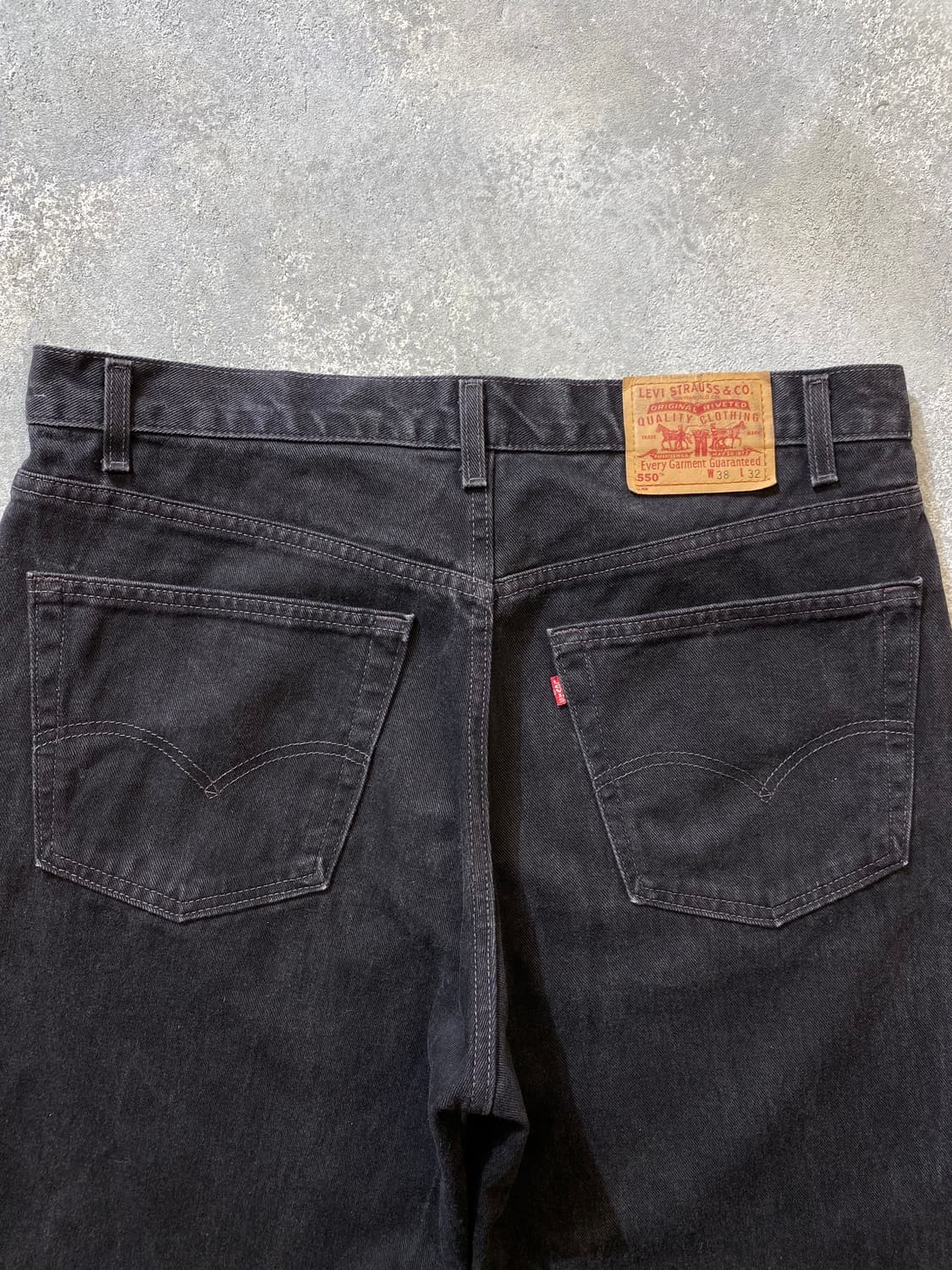 [36-37] 00s Levi's 550 리바이스 블랙 데님 쇼츠 상품이미지2