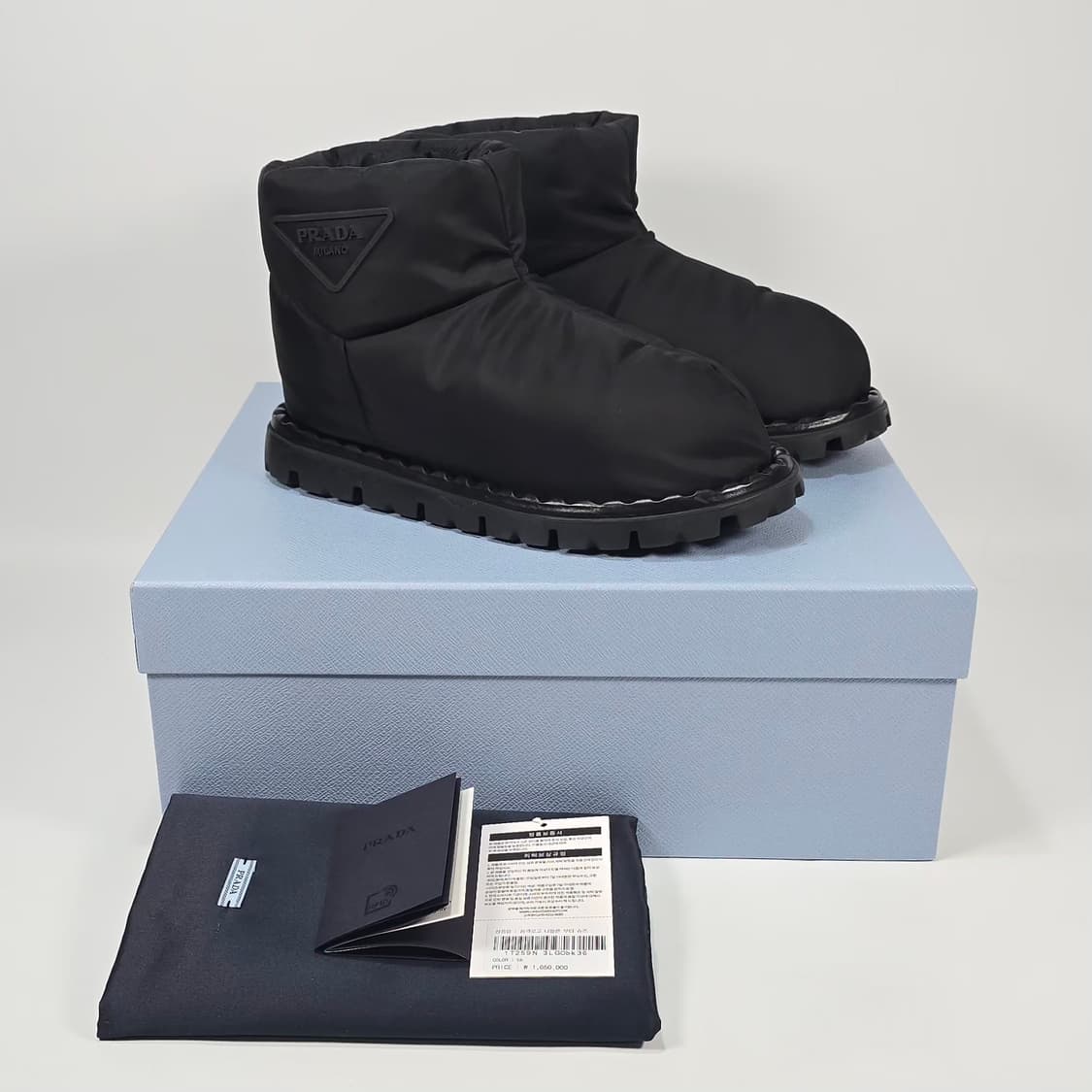 프라다 삼각로고 나일론 부티 부츠  ( 230 ) 상품이미지1