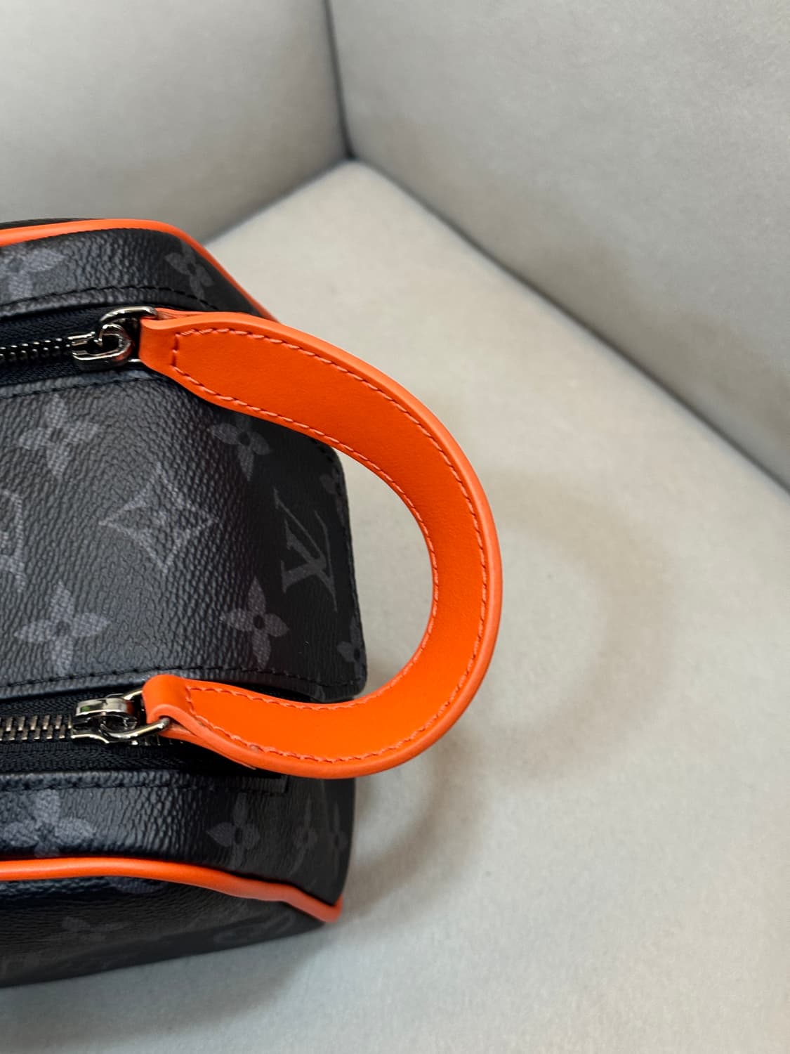 신형각인 루이비통 모노그램 돕키트  상품이미지3
