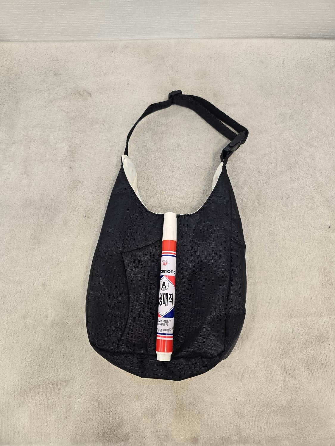 헌터 유시몰 미니 호보백 블랙 토트백 상품이미지2