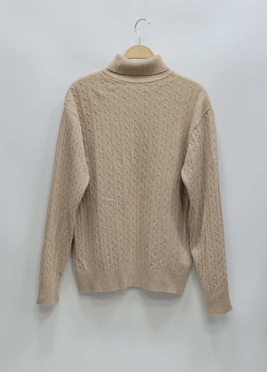 루이까스텔 울 캐시미어 터틀넥 케이블 니트 스웨트 / 남 100 베이지
 상품이미지2