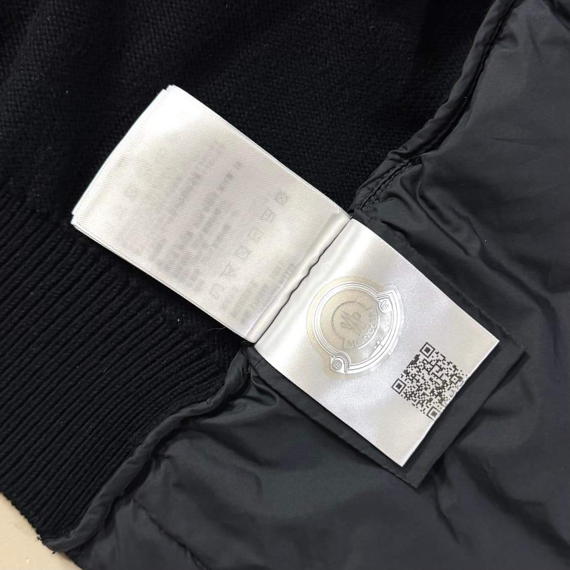 [L/당일출고]몽클레어 니트패딩 상품이미지8