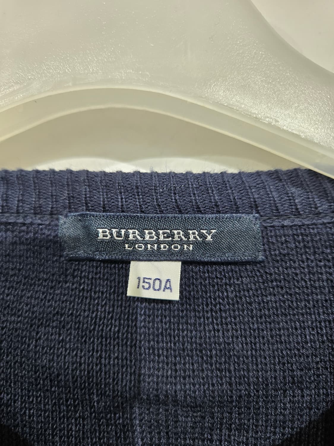 버버리 네이비 금장 로고 가디건 상품이미지5