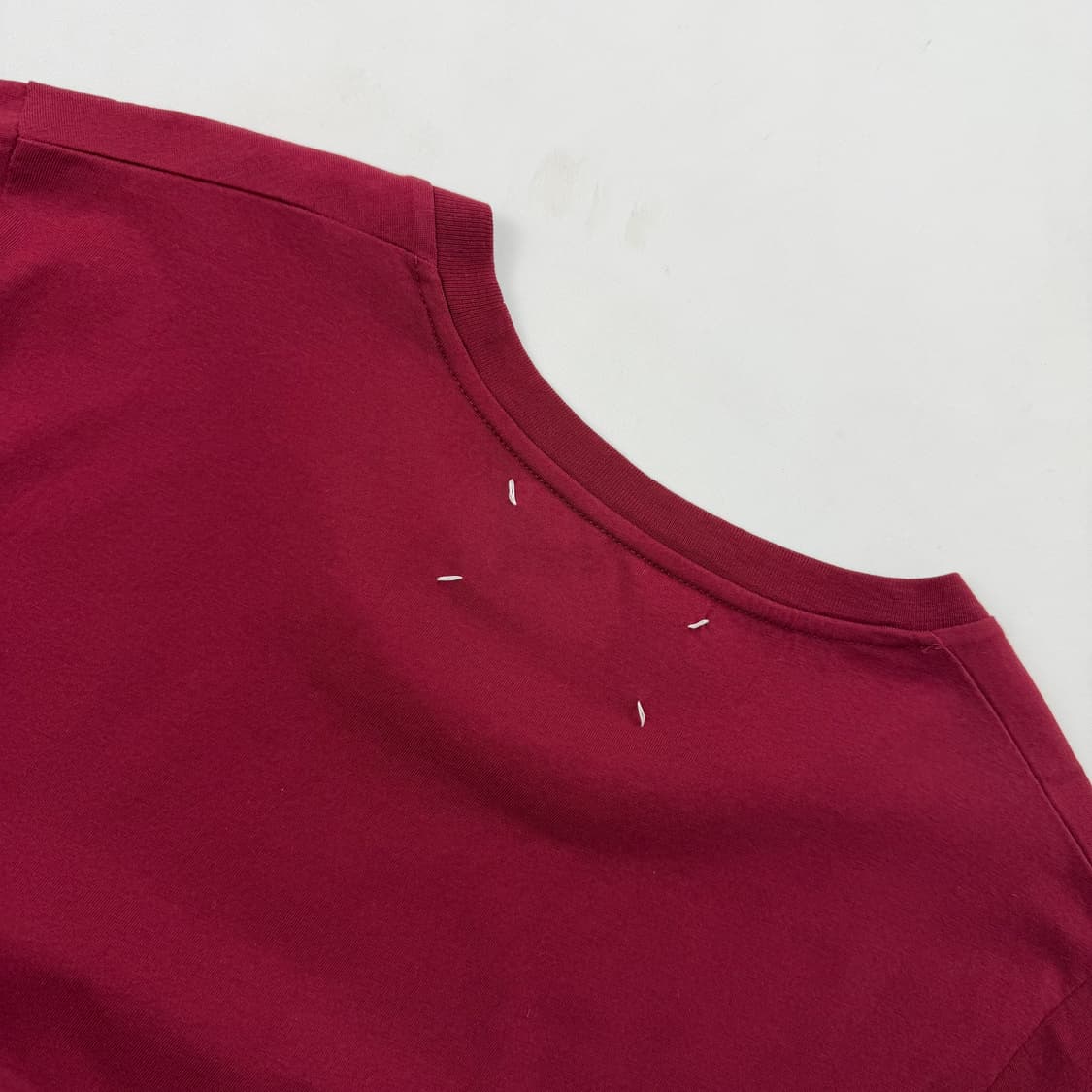 메종 마틴 마르지엘라 버건디 반팔 (48) 상품이미지9