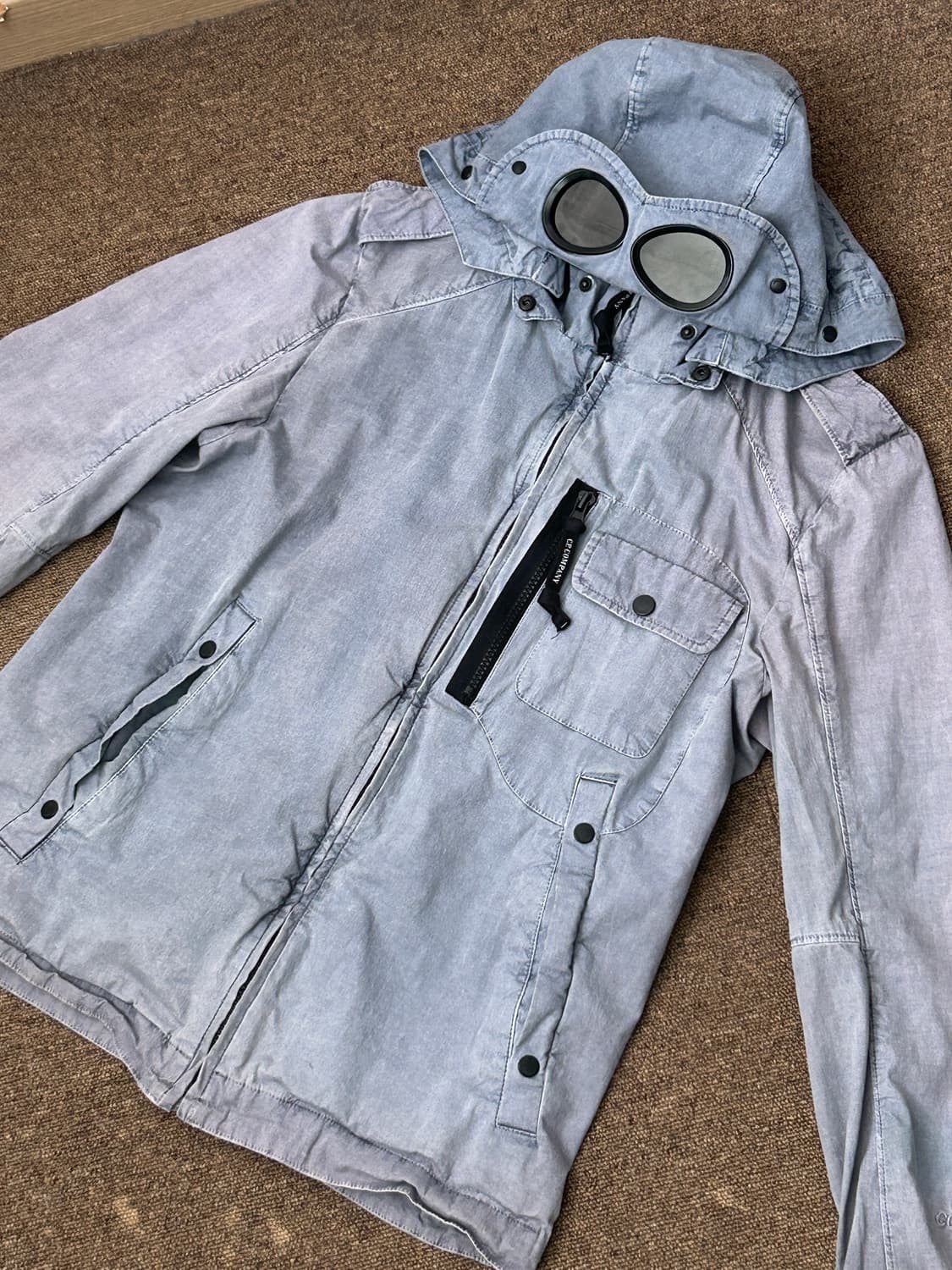 C.P. Company 틴토테라 고글 자켓 상품이미지1