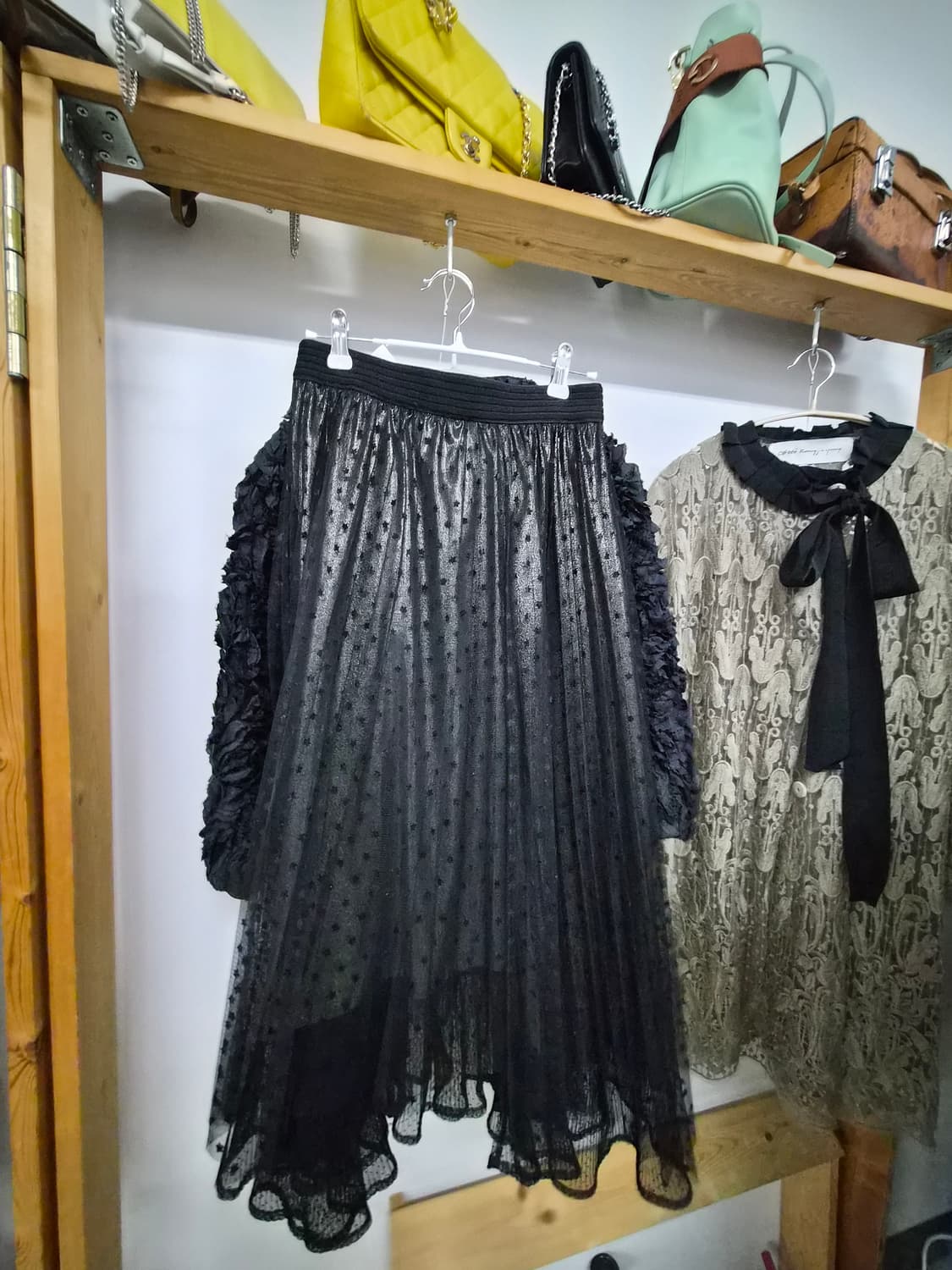 질스튜어트 로맨틱 플라워 텍스처 집업 자켓. 오즈세컨 도트샤 스커트 상품이미지7