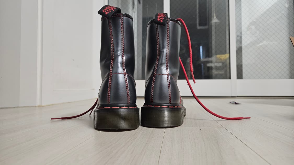 닥터마틴 1460 UK4 메탈릭 레드스티치 상품이미지3