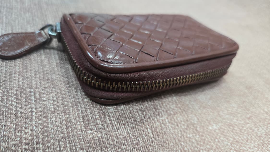 보테가 베네타 정품  인트레치아토 가죽 지퍼형 카드 지갑 또는 동전 지갑 상품이미지4