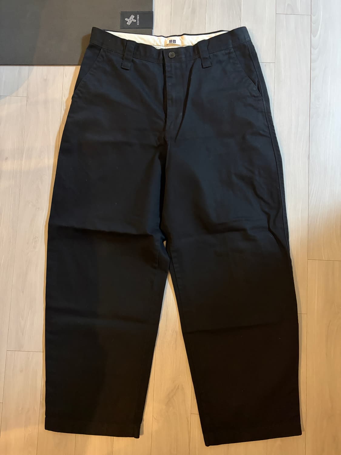 유니클로 U 블랙 치노 팬츠 상품이미지1