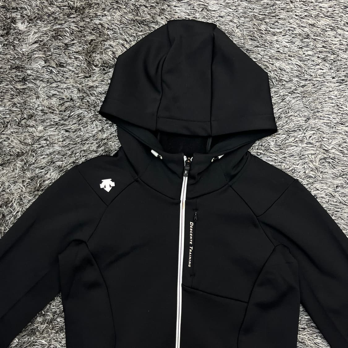 데상트 여성 후드집업 xs (80) 상품이미지2