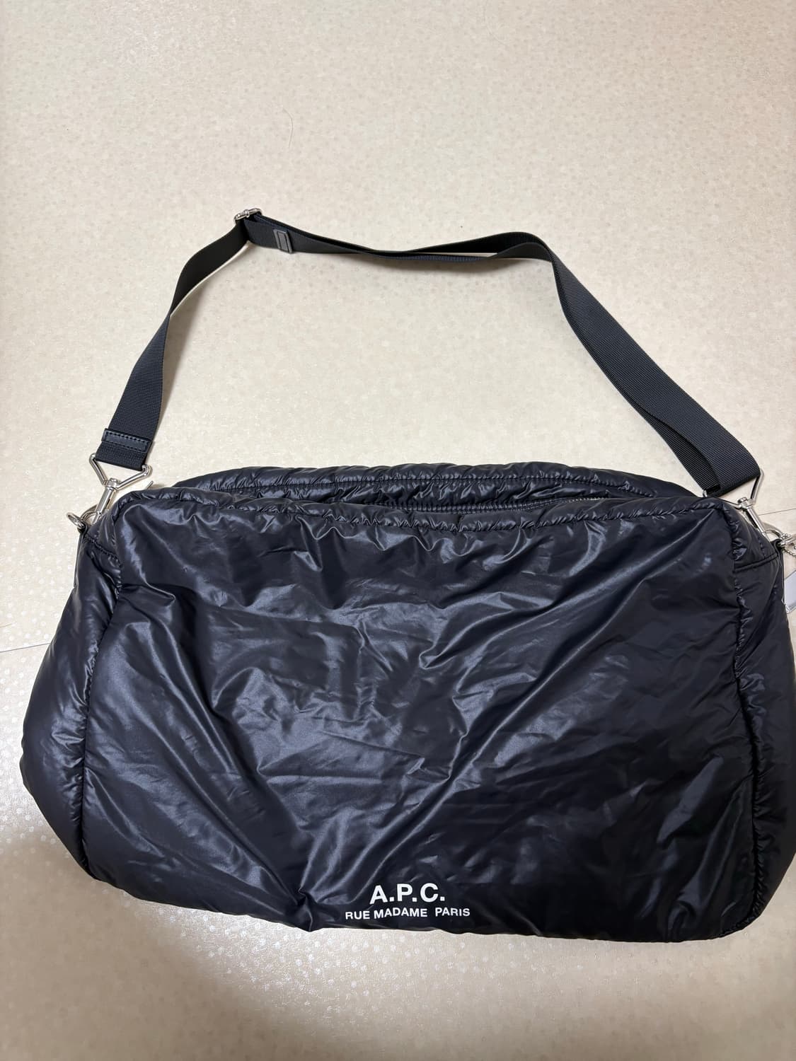 아페쎄 봄버 크로스 백 상품이미지1