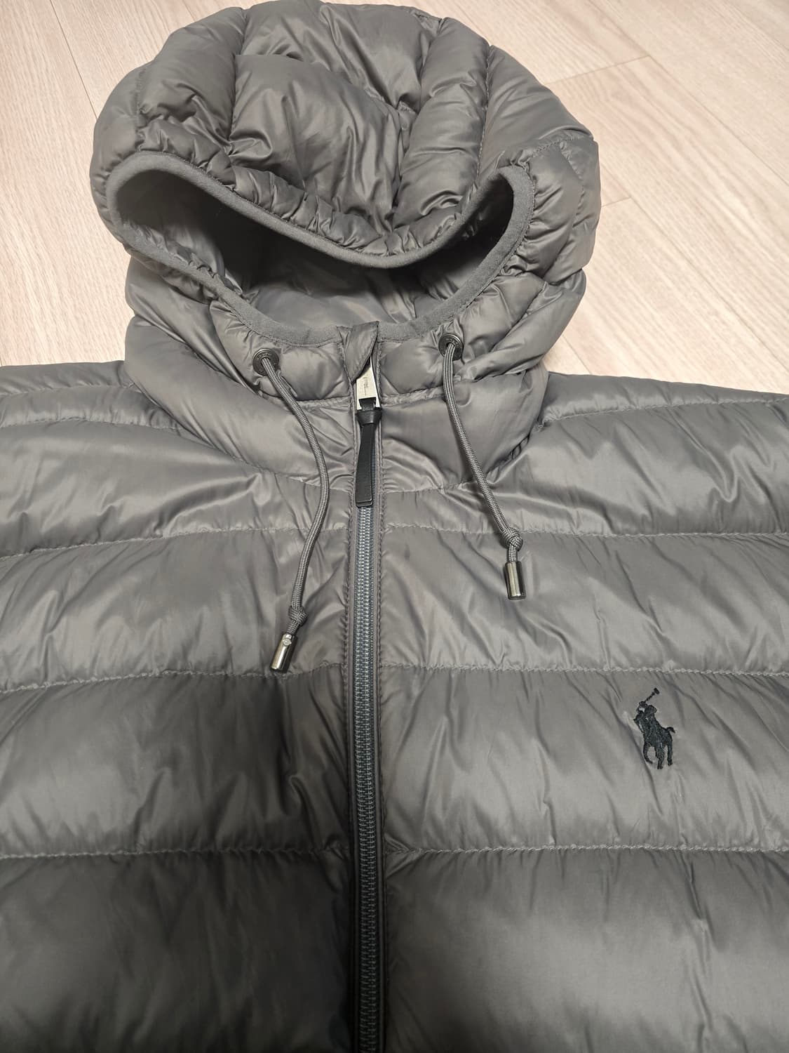 폴로 패커블 경량패딩 L 상품이미지3