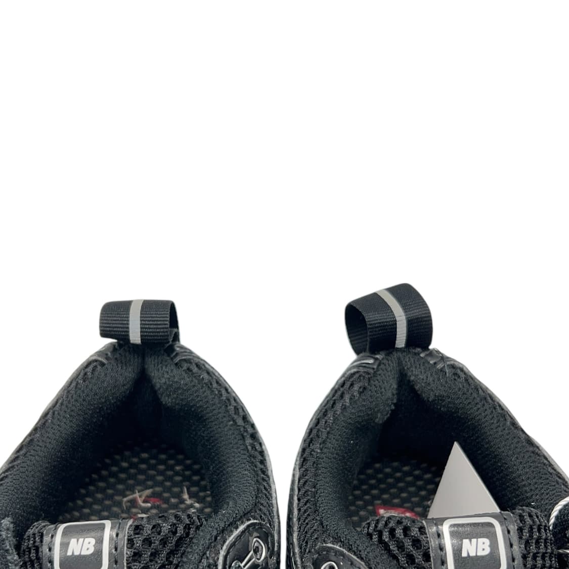 230 뉴발란스 1906R 블랙 실버 메탈릭 상품이미지5