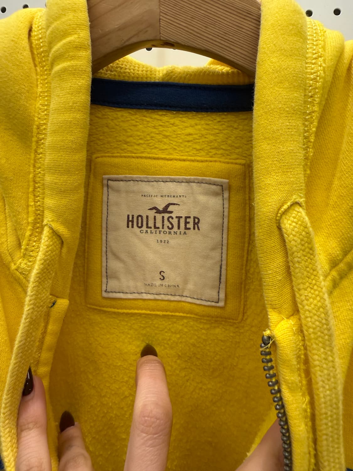 홀리스터 서프클럽 로고 옐로우 후드집업 U1424 상품이미지5