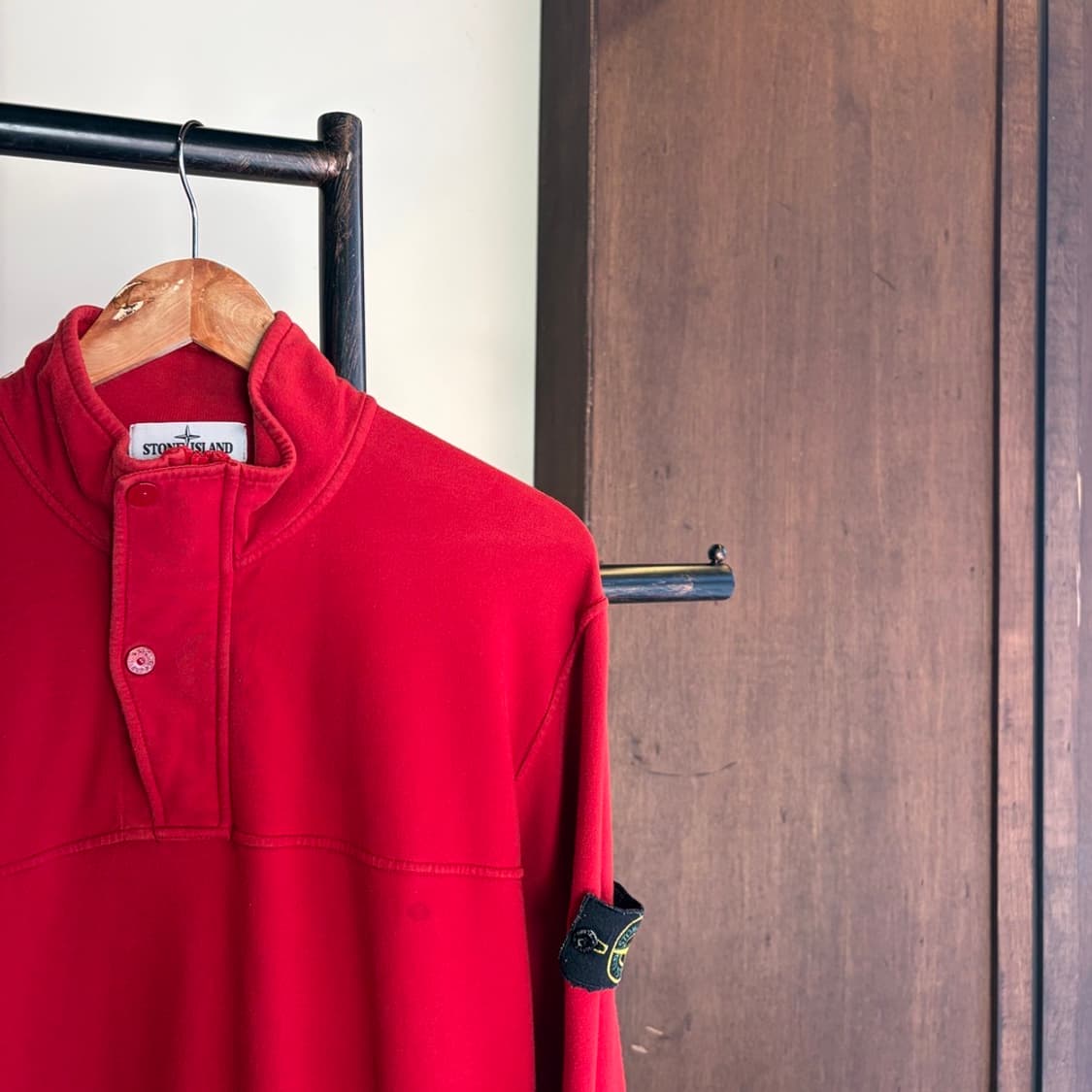 15773 - 스톤아일랜드 레드 와펜 맨투맨 상품이미지3