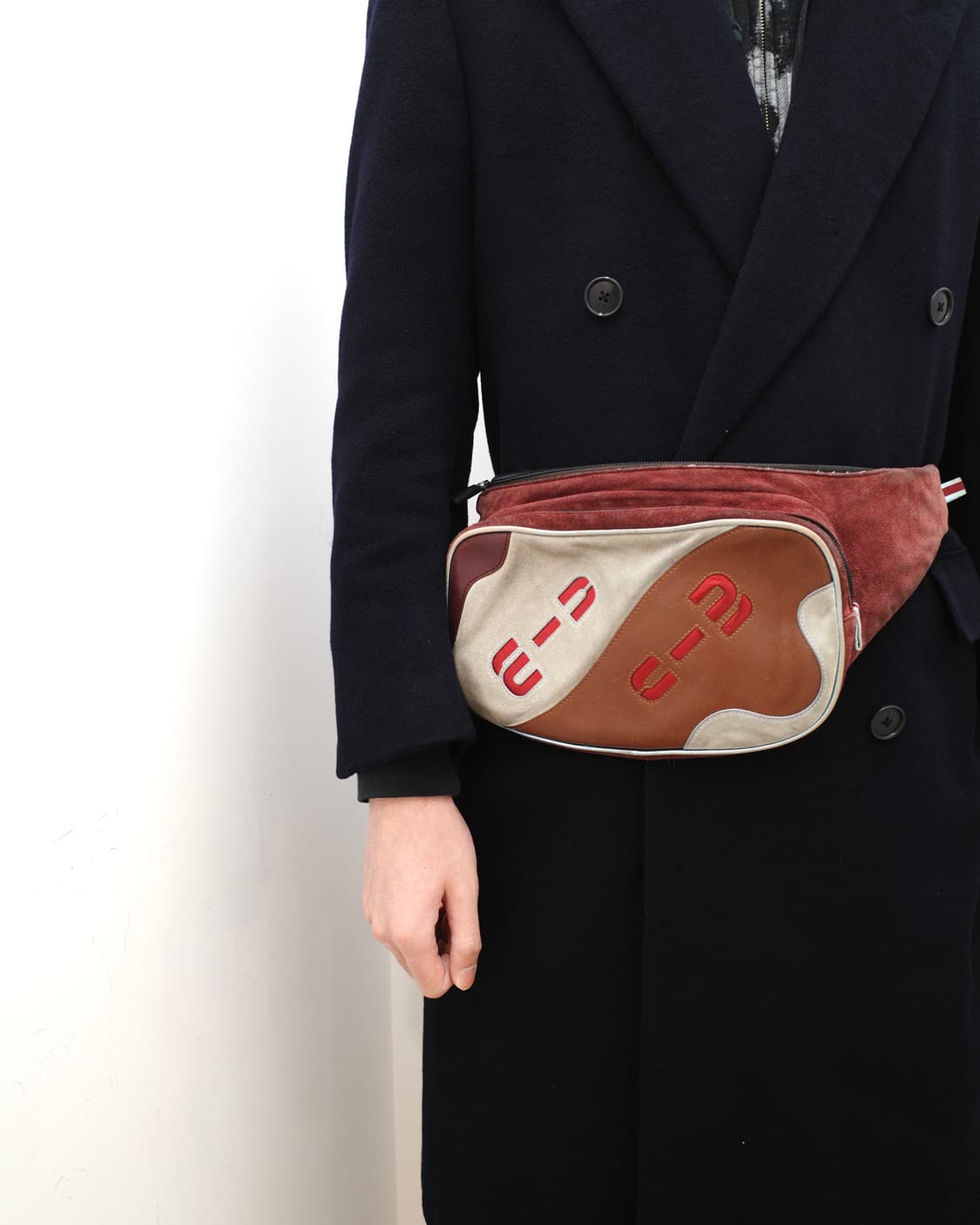 90’s 미우 미우 레더 바디백 상품이미지7