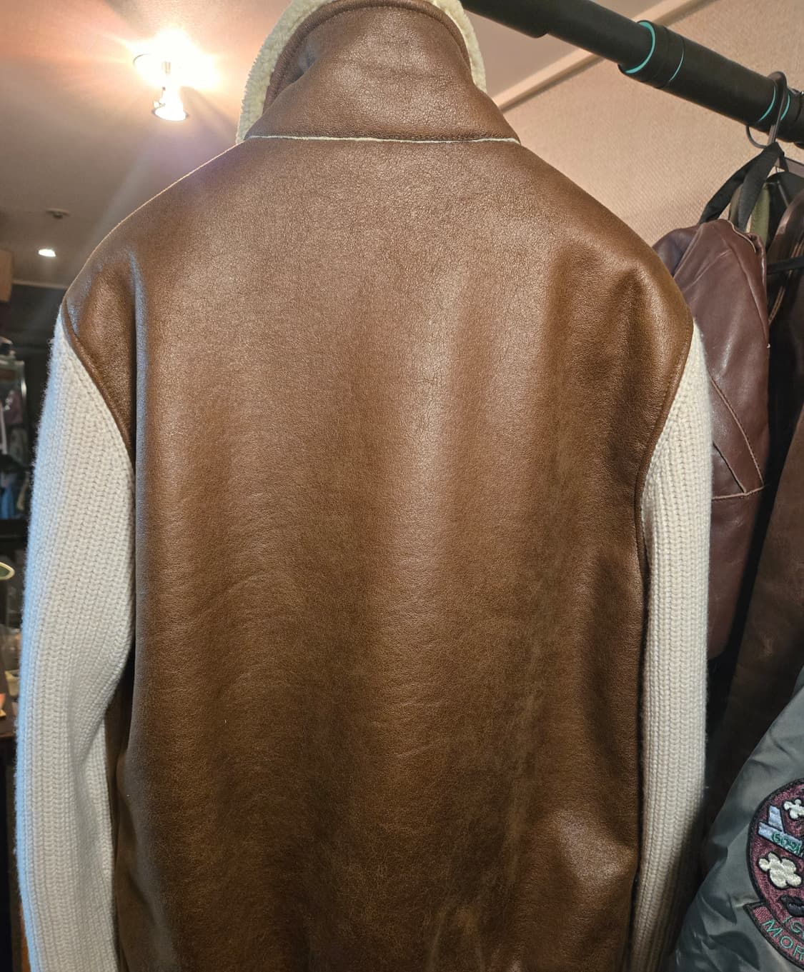 그란싸소 니트 슬리브 가죽 하이브리드 자켓 니트패딩 상품이미지3