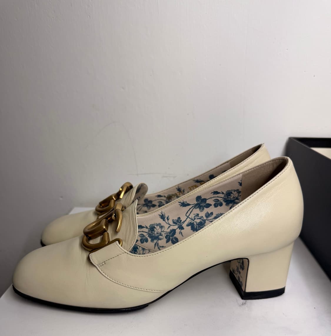 [정품] 구찌 빅토아르 더블 G 미드힐 240cm 상품이미지3