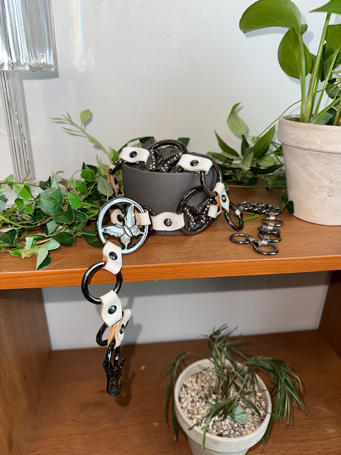 White butterfly cubic 체인벨트 상품이미지3