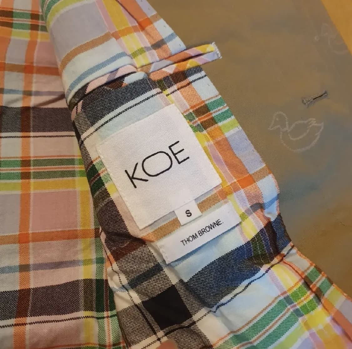 톰브라운x코에 콜라보 맥코트 상품이미지5