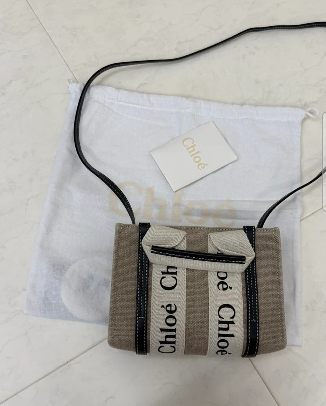 끌로에 우디 메니백 상품이미지1