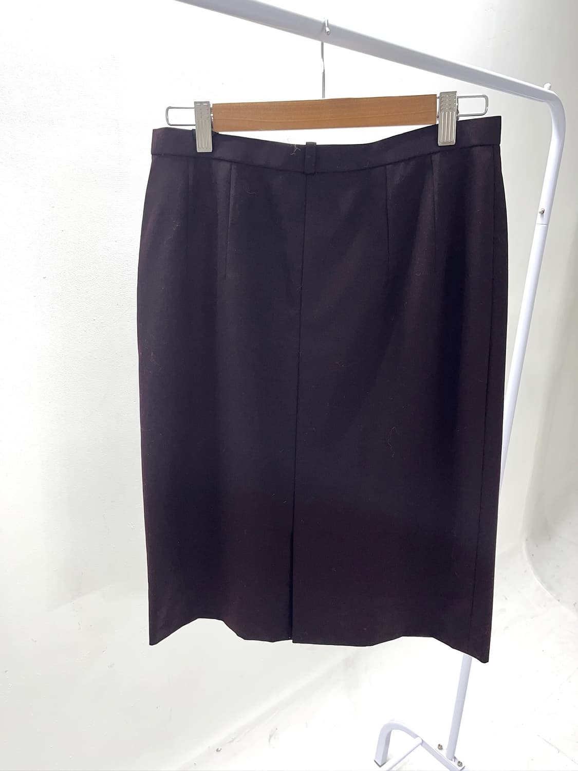 Wine Midi Skirt 상품이미지1