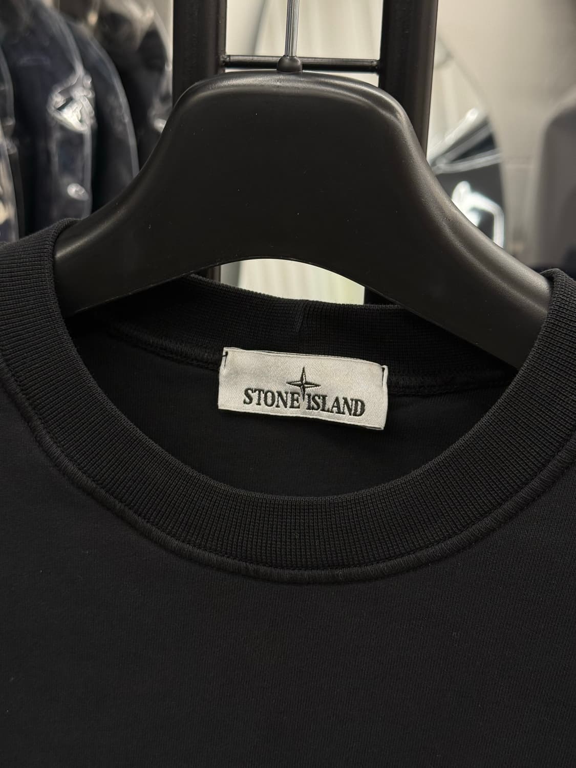 [M] 스톤아일랜드 와펜 맨투맨 상품이미지4