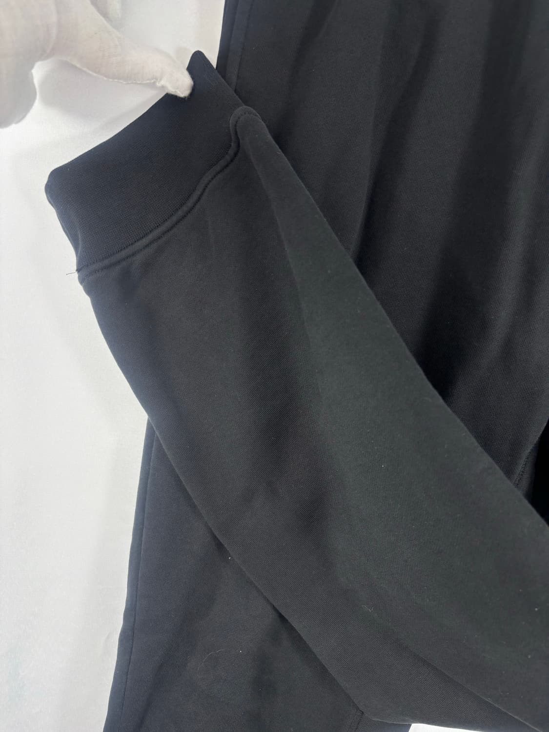 (23FW)스톤아일랜드 가먼트 다이드 스웨트팬츠 블랙M 상품이미지3