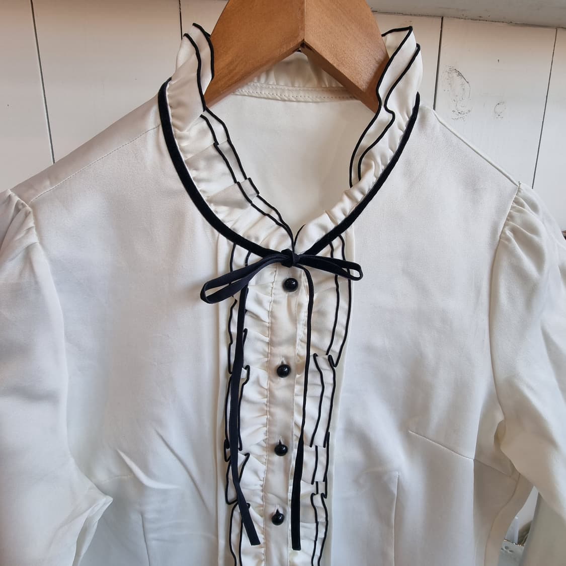 프릴 리본 블라우스 상품이미지2