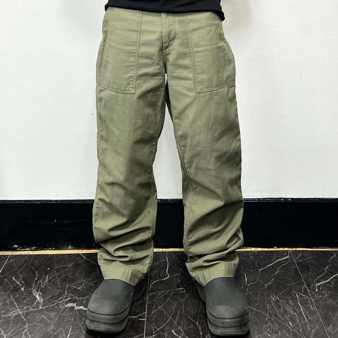 칼하트 WIP FATIQUE 워크 팬츠 카키 상품이미지2